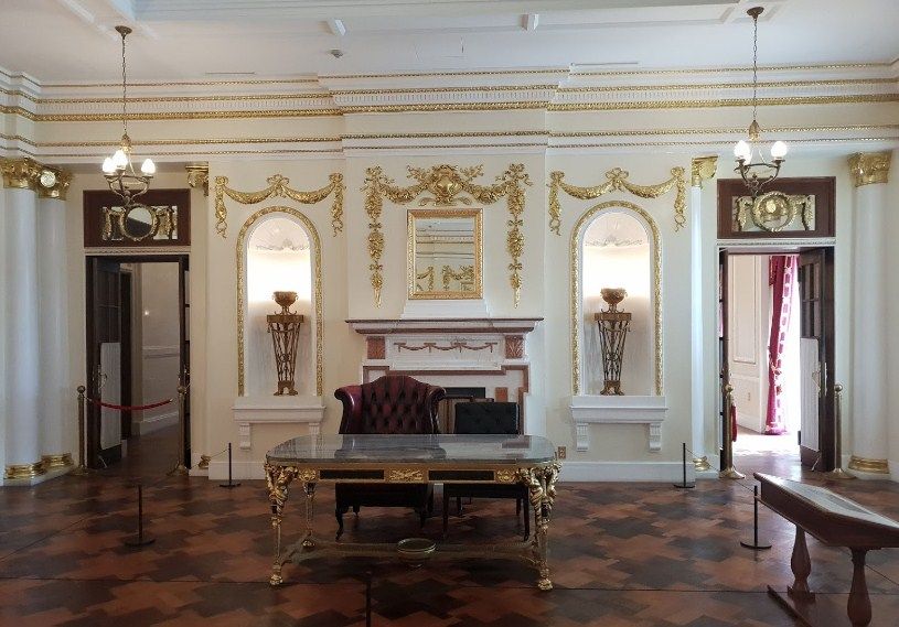 Interior Istana Deoksugung