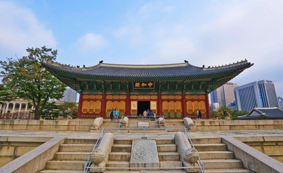 Istana Deoksugung