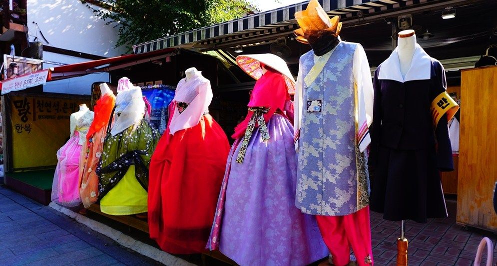 Sewa Hanbok di Jeonju Hanok Village