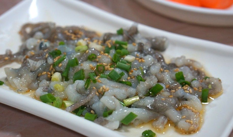 Gurita mentah atau Sannakji