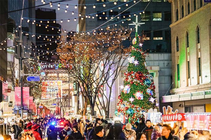 Myeong-dong Wisata Jalanan