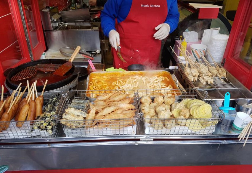 Manis Kitchen