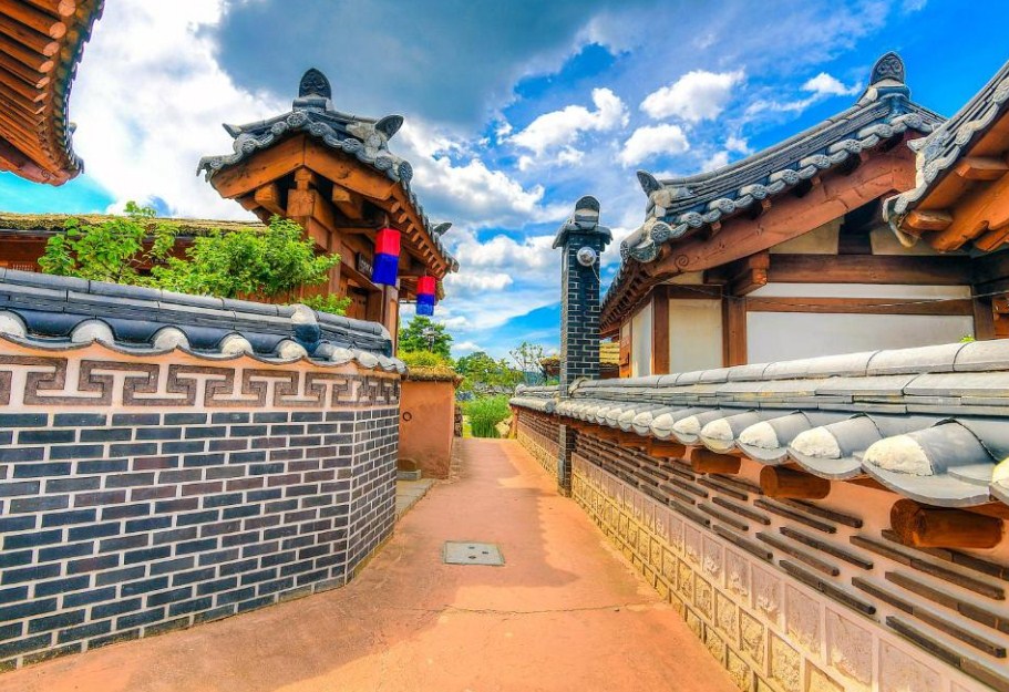 Gongju Hanok Village